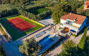 Lovely Home In Polaca